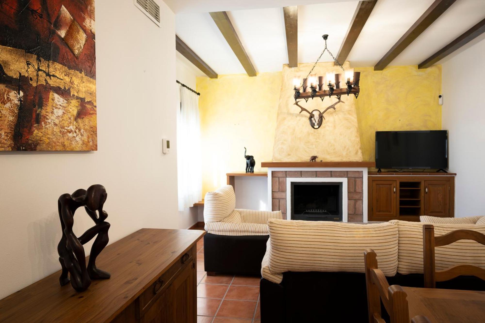 Casa Don Alejandro Y Dona Florencia 오르나추엘로스 외부 사진